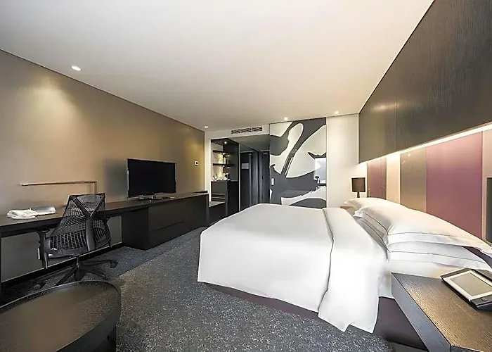 Swiss Grand & Grand Hotel 5*