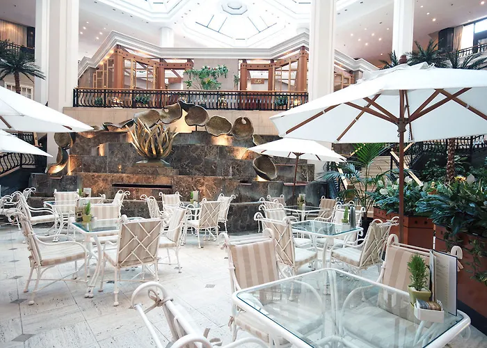 Swiss Grand & Grand 酒店 5*